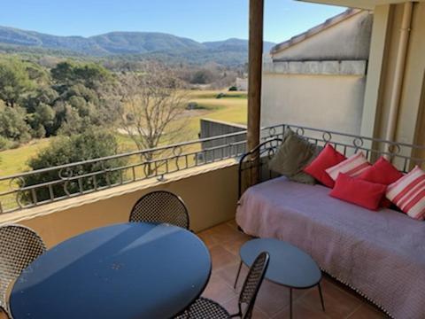 Appartement Cosy Avec Climatisation Reversible Golf De Saumane المظهر الخارجي الصورة